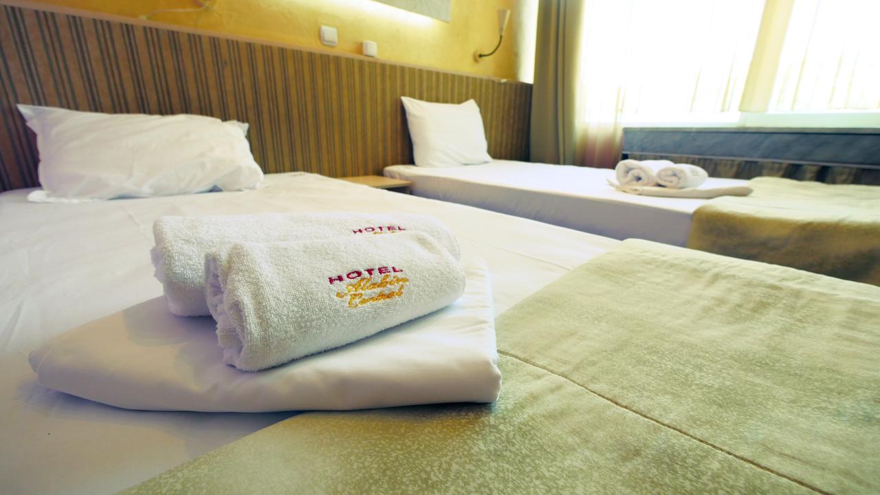 Hotel Alabin Central Sofia Esterno foto